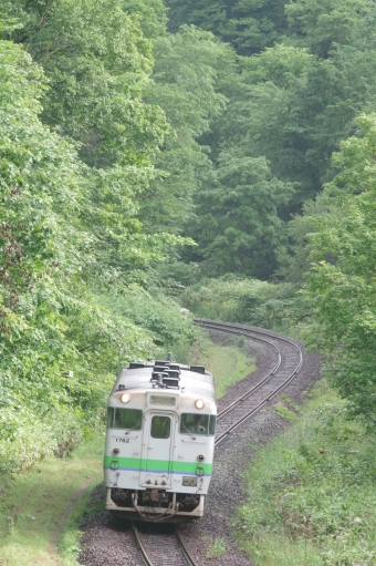 JR北海道 キハ40-1762 キハ40 鉄道フォト・写真 by マイタウン列車とうまさん ：2018年08月12日07時ごろ