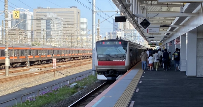 JR東日本E233系電車 鉄道フォト・写真 by Jushinさん 幕張豊砂駅：2023年05月04日15時ごろ