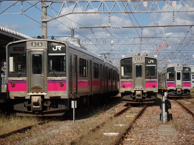JR東日本 クハ700形 クハ700-101 鉄道フォト・写真 by F4-16さん 秋田駅：2023年10月14日12時ごろ