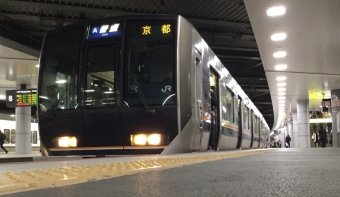JR西日本 クモハ321形 クモハ321-10 鉄道フォト・写真 by Ruka❅*⋆̩さん 新大阪駅 (JR)：2020年02月07日19時ごろ