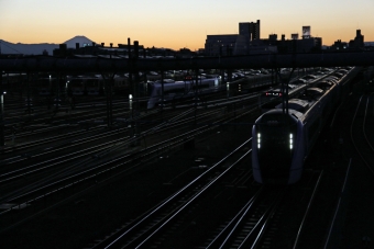 JR東日本 鉄道フォト・写真 by タコ安さん 三鷹駅：2021年11月28日16時ごろ