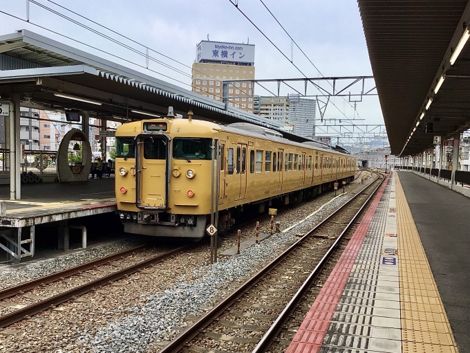 JR西日本 クハ115形 クハ115-1235 鉄道フォト・写真 by てばどめさん 岡山駅：2021年08月11日13時ごろ