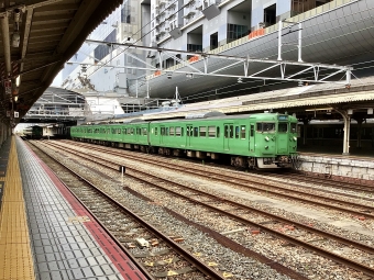 JR西日本 クハ111形 クハ111-5716 鉄道フォト・写真 by てばどめさん 京都駅 (JR)：2021年08月23日11時ごろ