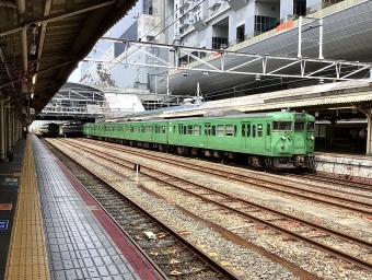 JR西日本 クハ111形 クハ111-5715 鉄道フォト・写真 by てばどめさん 京都駅 (JR)：2021年08月23日10時ごろ