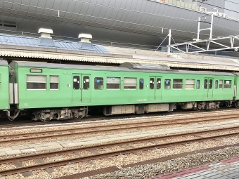JR西日本 モハ113形 モハ113-5713 鉄道フォト・写真 by てばどめさん 京都駅 (JR)：2022年03月28日13時ごろ