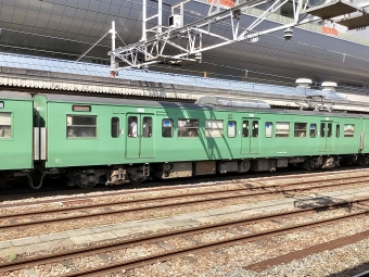 JR西日本 モハ112形 モハ112-7703 鉄道フォト・写真 by てばどめさん 京都駅 (JR)：2022年04月08日13時ごろ