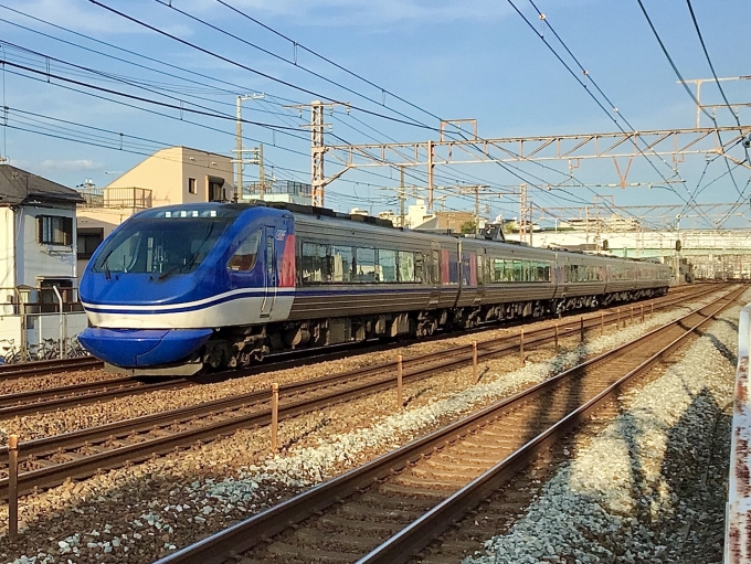 智頭急行 HOT7010形(Mc) スーパーはくと(特急) HOT7012 鉄道フォト・写真 by てばどめさん 大蔵谷駅：2022年07月28日17時ごろ