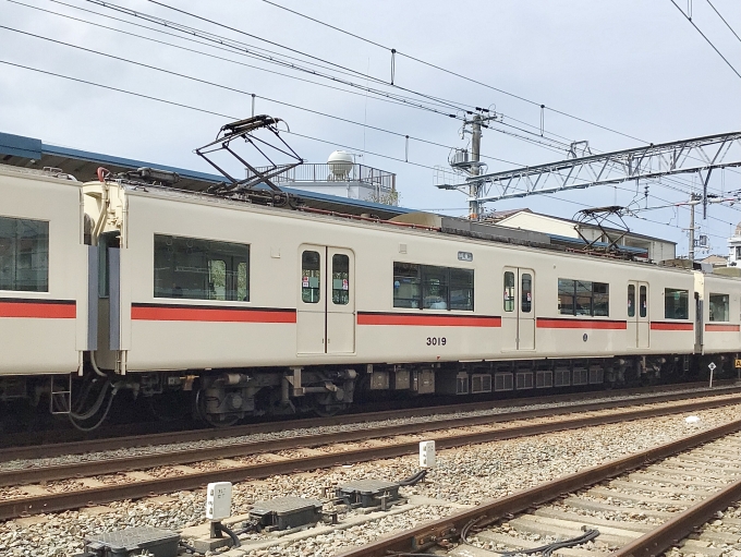 鉄道フォト・写真：山陽電車 山陽電気鉄道3000系電車 3019 藤江駅 鉄道フォト・写真 by てばどめさん - 撮影日 2022/09/27 10:59