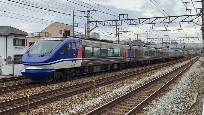 鉄道フォト・写真：智頭急行HOT7000形気動車 スーパーはくと HOT7013 大蔵谷駅 鉄道フォト・写真 by てばどめさん - 撮影日 2022/09/18 15:56