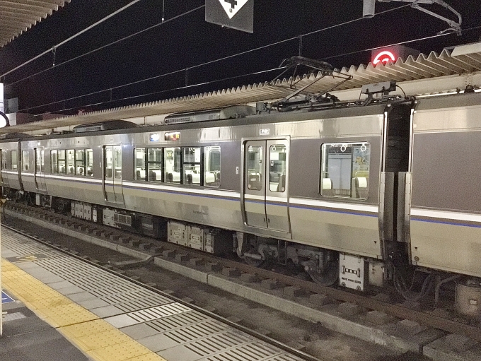 鉄道フォト・写真：JR西日本223系電車 モハ222-3024 加古川駅 鉄道フォト・写真 by てばどめさん - 撮影日 2022/12/25 19:08