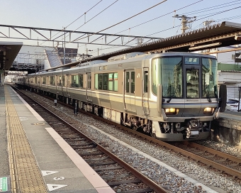 JR西日本 クモハ223形 クモハ223-2069 鉄道フォト・写真 by てばどめさん 土山駅：2023年03月11日17時ごろ