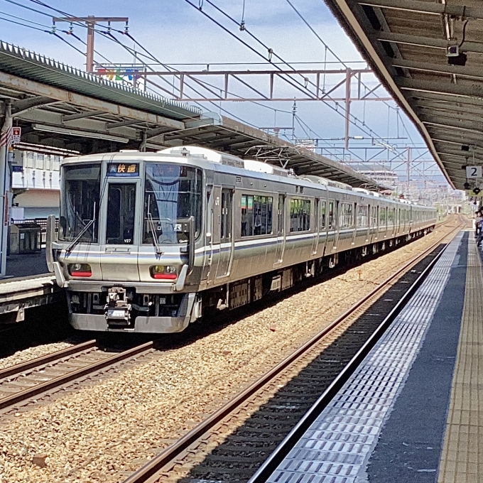 JR西日本 クモハ223形 クモハ223-3037 鉄道フォト・写真 by てばどめさん 塚本駅：2023年06月04日10時ごろ