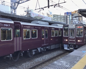 阪急電鉄 鉄道フォト・写真 by てばどめさん 十三駅：2023年01月21日16時ごろ