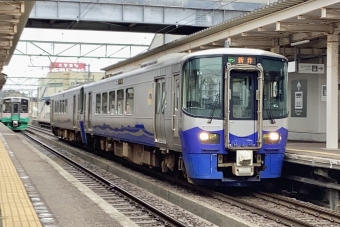 えちごトキめき鉄道 ET122形 ET122-4 鉄道フォト・写真 by てばどめさん 高田駅 (新潟県)：2024年03月12日11時ごろ