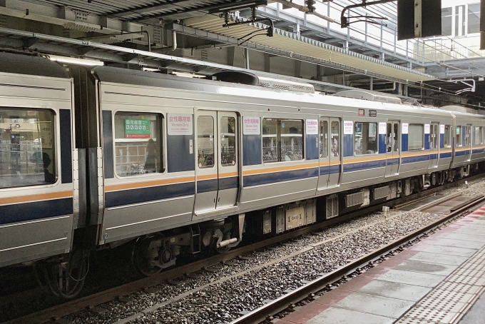 鉄道フォト・写真：JR西日本207系電車 モハ207-1505 尼崎駅 (JR) 鉄道フォト・写真 by てばどめさん - 撮影日 2023/06/30 09:11