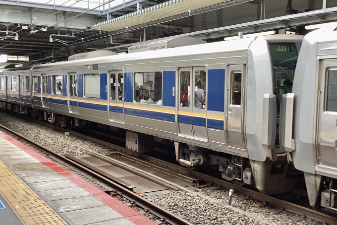 鉄道フォト・写真：JR西日本207系電車 クハ206-102 尼崎駅 (JR) 鉄道フォト・写真 by てばどめさん - 撮影日 2023/06/30 09:11