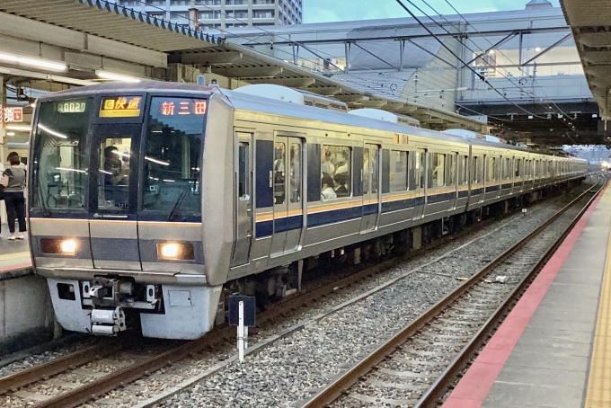 鉄道フォト・写真：JR西日本207系電車 クハ206-1038 尼崎駅 (JR) 鉄道フォト・写真 by てばどめさん - 撮影日 2023/07/10 19:12