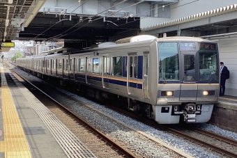 JR西日本 クハ206形 クハ206-1049 鉄道フォト・写真 by てばどめさん 野崎駅 (大阪府)：2023年04月28日09時ごろ