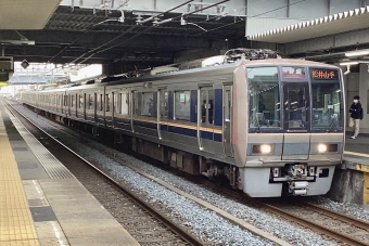 JR西日本 クモハ207形 クモハ207-1035 鉄道フォト・写真 by てばどめさん 野崎駅 (大阪府)：2023年05月12日17時ごろ