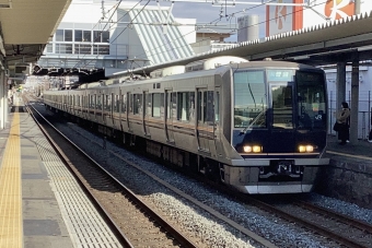 JR西日本 クモハ320形 クモハ320-13 鉄道フォト・写真 by てばどめさん 野崎駅 (大阪府)：2024年01月29日10時ごろ