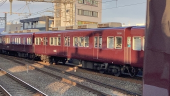 阪急電鉄 阪急5300系電車 5800形(M) 5858 鉄道フォト・写真 by てばどめさん 茨木市駅：2024年02月10日16時ごろ