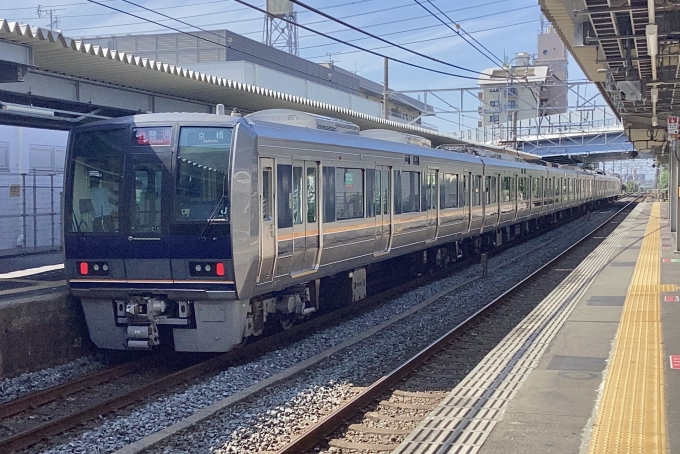 鉄道フォト・写真：JR西日本207系電車 クハ207-16 野崎駅 (大阪府) 鉄道フォト・写真 by てばどめさん - 撮影日 2023/07/27 09:07