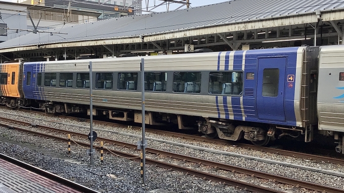 鉄道フォト・写真：JR四国8000系電車  しおかぜ 8309 岡山駅 鉄道フォト・写真 by てばどめさん - 撮影日 2023/01/09 09:04