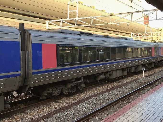 鉄道フォト・写真：智頭急行HOT7000形気動車 HOT7054 京都駅 (JR) 鉄道フォト・写真 by てばどめさん - 撮影日 2023/01/02 16:20