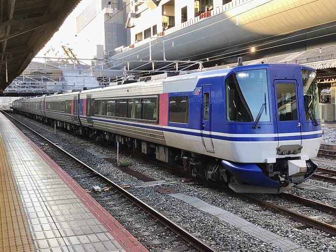 鉄道フォト・写真：智頭急行HOT7000形気動車 HOT7022 京都駅 (JR) 鉄道フォト・写真 by てばどめさん - 撮影日 2023/01/02 16:21