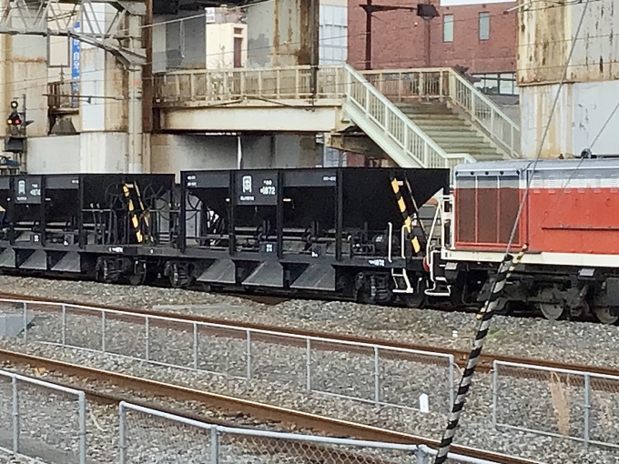 鉄道フォト・写真：JR西日本 国鉄ホキ800形貨車 ォ_ホキ1872 岡山駅 鉄道フォト・写真 by てばどめさん - 撮影日 2022/12/25 16:21