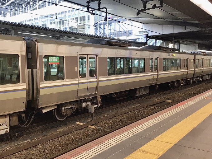 鉄道フォト・写真：JR西日本223系電車 サハ223-2209 大阪駅 鉄道フォト・写真 by てばどめ@プロフをお読み下さいさん - 撮影日 2023/01/01 12:55