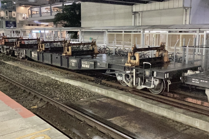 鉄道フォト・写真：JR西日本 国鉄チキ5500形貨車 チキ5807 尼崎駅 (JR) 鉄道フォト・写真 by てばどめさん - 撮影日 2023/06/26 19:47