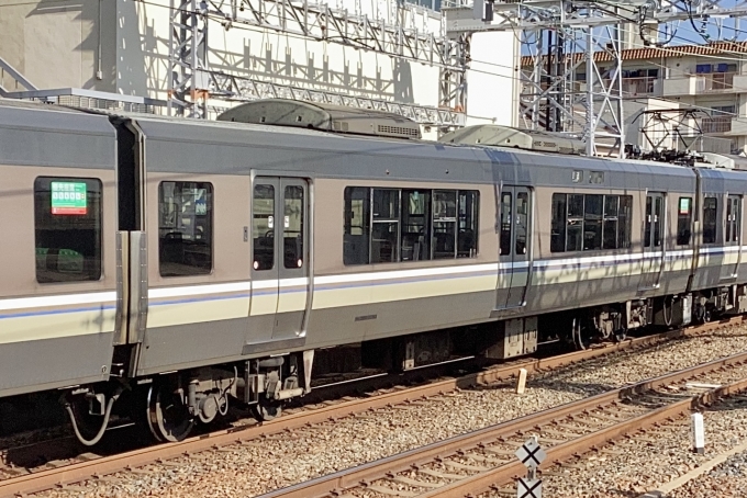 鉄道フォト・写真：JR西日本223系電車 サハ223-2050 須磨駅 鉄道フォト・写真 by てばどめさん - 撮影日 2023/12/28 12:02