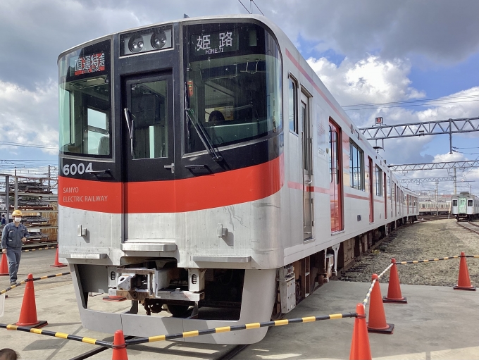 鉄道フォト・写真：山陽電車 山陽電気鉄道6000系電車 6004 東二見駅 鉄道フォト・写真 by てばどめさん - 撮影日 2023/10/28 10:57