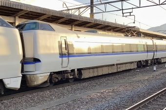 JR西日本 クハ680形 サンダーバード(特急) クハ680-502 鉄道フォト・写真 by てばどめさん 敦賀駅 (ハピライン)：2024年03月15日17時ごろ