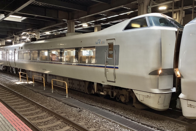 鉄道フォト・写真：JR西日本 681系電車 クハ680-506 金沢駅 (IRいしかわ) 鉄道フォト・写真 by てばどめさん - 撮影日 2024/03/14 12:50