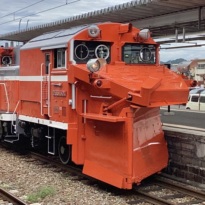 鉄道フォト・写真：JR西日本 国鉄DE15形ディーゼル機関車 DE15 1504 綾部駅 鉄道フォト・写真 by てばどめさん - 撮影日 2023/09/14 10:46