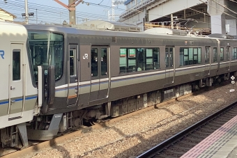 JR西日本 クモハ223形 クモハ223-6090 鉄道フォト・写真 by てばどめさん 西明石駅：2023年04月13日06時ごろ