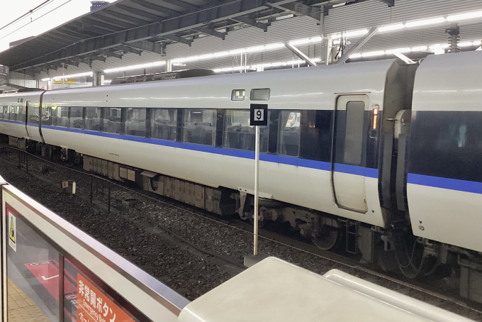 JR西日本 モハ683-1304 (683系) 車両ガイド | レイルラボ(RailLab)