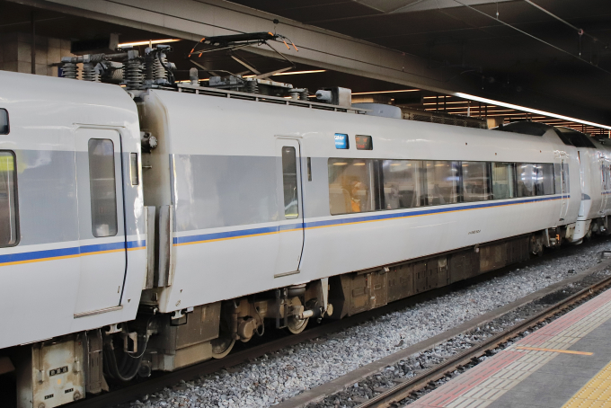 JR西日本 クハ680-504 (681系) 車両ガイド | レイルラボ(RailLab)