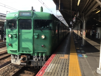 JR西日本 クハ111形 クハ111-7706 鉄道フォト・写真 by てばどめさん 京都駅 (JR)：2020年11月08日10時ごろ