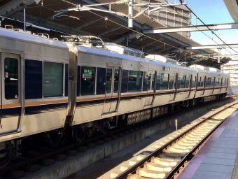 JR西日本 モハ321形 モハ321-24 鉄道フォト・写真 by てばどめさん 鴫野駅 (JR)：2021年02月10日09時ごろ