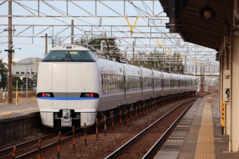 JR西日本 サンダーバード(特急) 鉄道フォト・写真 by hiroshiさん ：2021年11月08日15時ごろ
