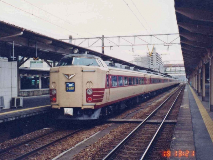 Jr西日本 国鉄485系電車 しらさぎ 富山駅 Jr 鉄道フォト 写真 By 総武本線沿線のアラフォーさん レイルラボ Raillab