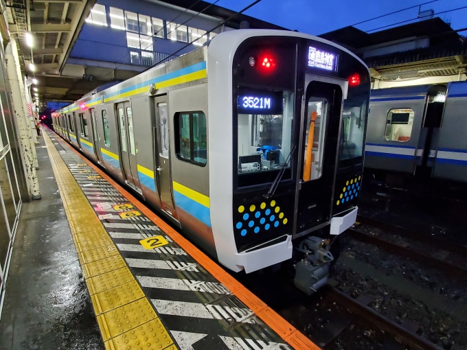 JR東日本E131系電車 クハE130-8 鉄道フォト・写真 by スカイアクセスライナーさん 成田駅：2021年03月13日05時ごろ