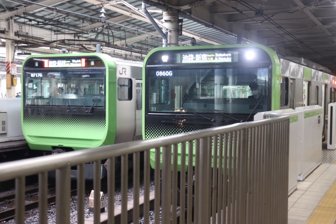 JR東日本E235系電車 鉄道フォト・写真 by フレッシュマリオさん 上野駅 (JR)：2021年10月16日08時ごろ
