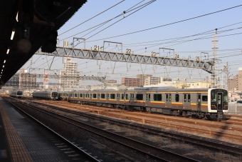 JR東日本E131系電車 鉄道フォト・写真 by フレッシュマリオさん 宇都宮駅：2022年03月05日15時ごろ