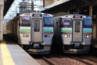 JR北海道733系電車 鉄道フォト・写真 by フレッシュマリオさん 新札幌駅：2022年09月22日11時ごろ