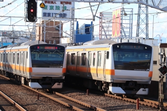 JR東日本E233系電車 鉄道フォト・写真 by フレッシュマリオさん 高円寺駅：2022年12月24日14時ごろ
