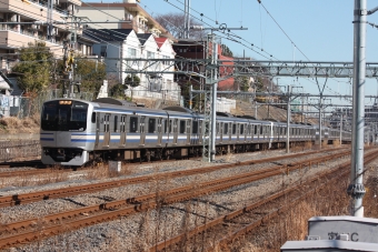 JR東日本E217系電車 鉄道フォト・写真 by フレッシュマリオさん 新子安駅：2012年02月09日10時ごろ